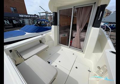 Quicksilver 675 Pilothouse Motorbåt 2016, med Mariner motor, England
