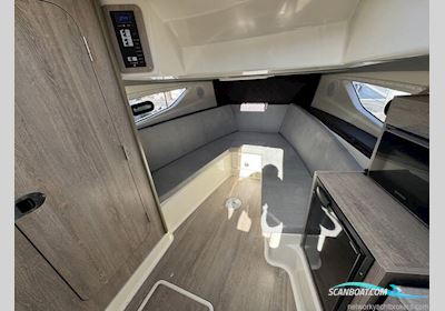 Quicksilver 875 Sundeck Motorbåt 2022, med Mercury motor, England