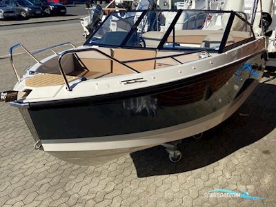 Quicksilver Activ 555 Bowrider m/Mercury F80 hk Efi 4-Takt Motorbåt 2025, Danmark