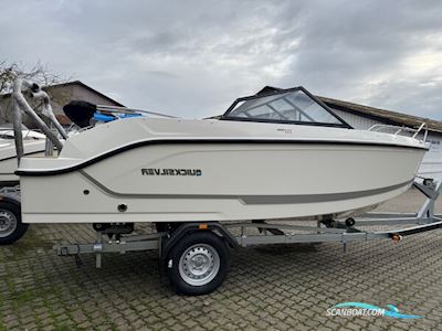 Quicksilver Activ 555 Bowrider med F115 Mercury-EFI ProXS 4 takt 2,1L - Topudstyret Motorbåt 2025, Danmark