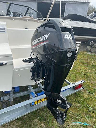 Quicksilver Activ 555 Bowrider Motorbåt 2024, med Mercury 40 hk 4-Takt motor, Danmark