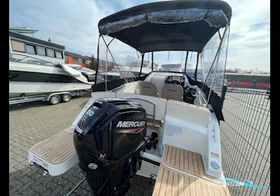 Quicksilver Activ 555 Cabin + Mercury F100Elpt Motorbåt 2020, med Mercury motor, Tyskland