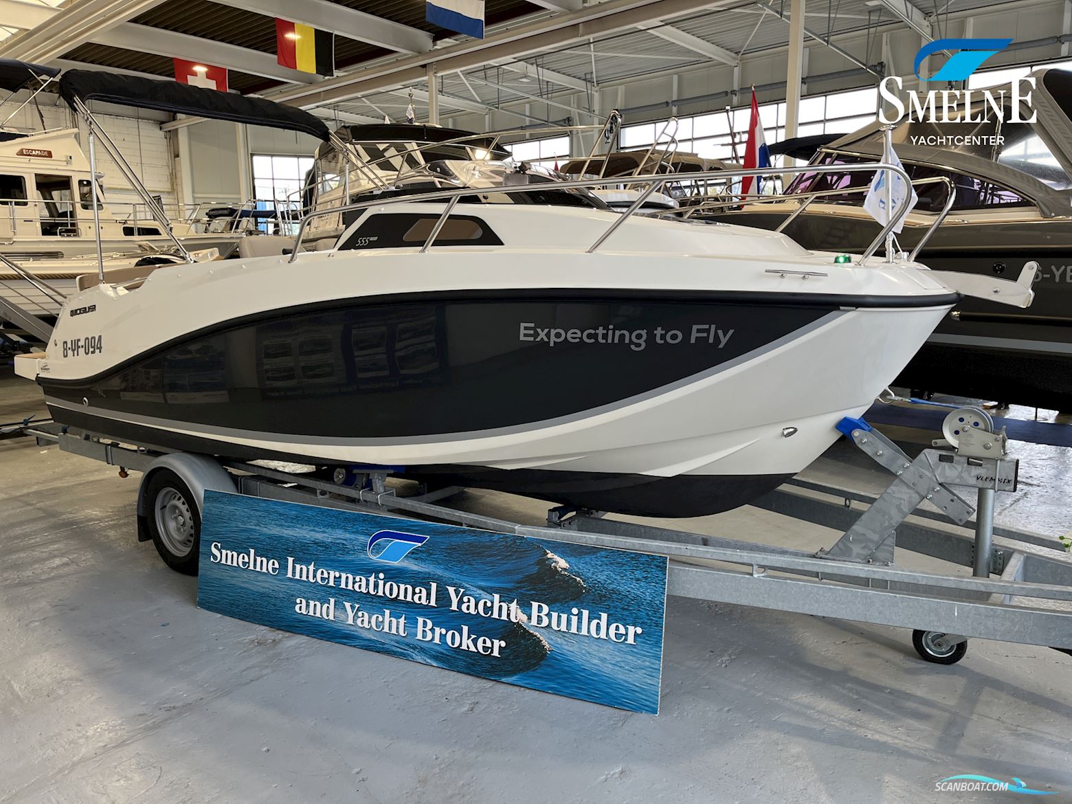 Quicksilver Activ 555 Cabin Motorbåt 2022, med Mercury, F100 motor, Holland