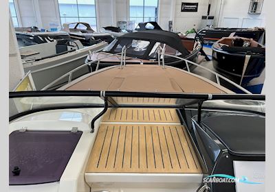 Quicksilver Activ 805 Cruiser NY Motorbåt 2025, med Mercury 400 hk Verado 5.6 V10 motor, Danmark