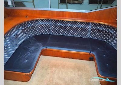 Radius 35 AK Cabrio Motorbåt 2003, med Iveco Aifo M8140.43R motor, Holland