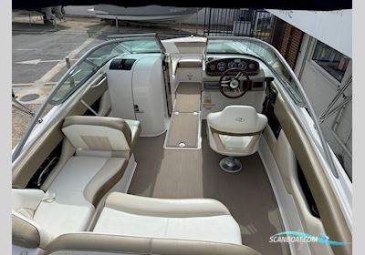 Regal 2220 Fasdeck Motorbåt 2011, med Mercruiser motor, England