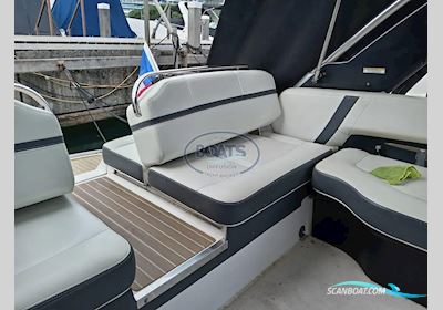 Regal 2800 Motorbåt 2016, med Mercruiser motor, Frankrike