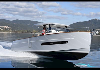 Rhea 32 Open Motorbåt 2024, Frankrike