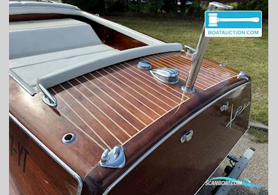 Rio Bonito Motorbåt 1964, med Chris Craft motor, Holland