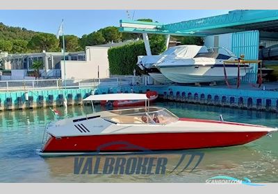 Riva Saint Tropez Motorbåt 1986, med Riva Thermo Electron motor, Italien