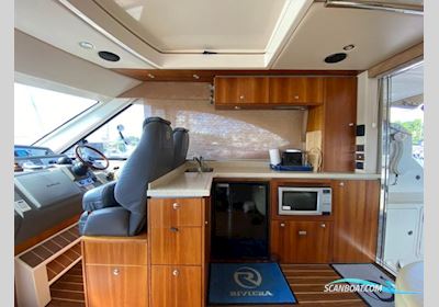 Riviera Marine 4400 SPORT YACHT Motorbåt 2008, med Volvo IPS 600 D6 435 KA motor, Frankrike