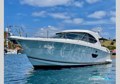 Riviera Yachts 4400 Sport Yacht Motorbåt 2008, med Volvo Ips 600 D6 435 KA motor, Frankrike