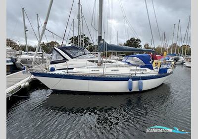 Sadler Yachts 32 Motorbåt 1978, med Beta B-25 motor, England