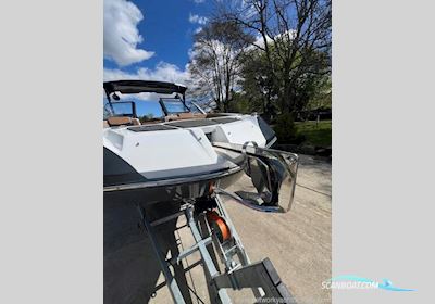 Scarab 285 ID Motorbåt 2023, med Rotax motor, England