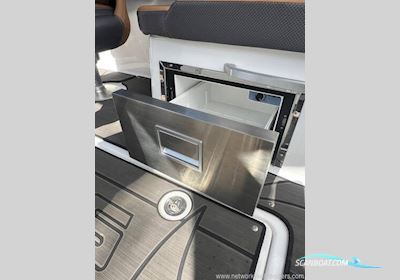 Scarab 285 ID Motorbåt 2023, med Rotax motor, England