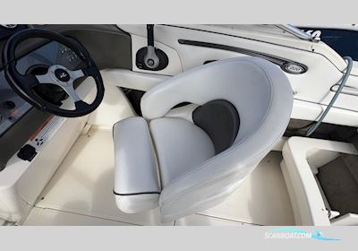 Sea Ray 220 SUN SPORT Motorbåt 2006, med Mercruiser motor, Sverige