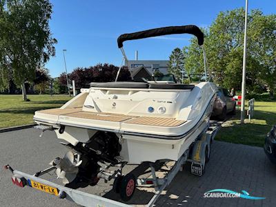 Sea Ray 230 Spx Bowrider Motorbåt 2021, med Mercruiser motor, Holland