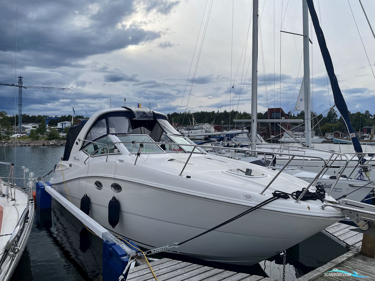 Sea Ray 325 Sundancer -2007 Motorbåt 2007, med Volvo Penta D6 motor, Sverige