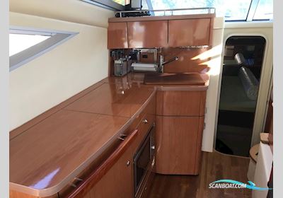 Sealine F34 Flybridge Motorbåt 2009, med Volvo motor, Tyskland
