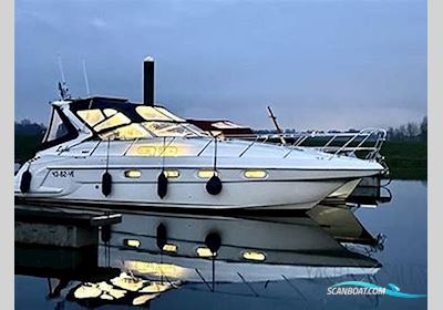 Sealine S 37 i Fint Skick Motorbåt 1999, med Hammerhead Marindiesel x 2 motor, Sverige