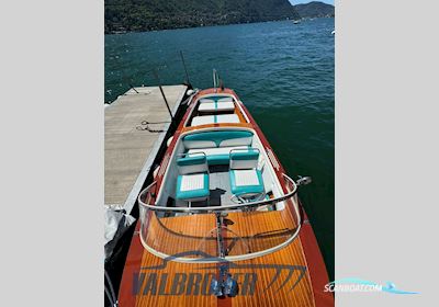 Sebino in legno Motorbåt 1961, med Chris Craft 283 motor, Italien