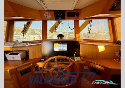 Selene Yachts 47 Ocean Trawler Motorbåt 2005, med Cummins Qsb5.9 motor, Italien