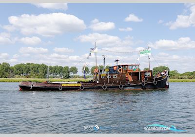 Sleepboot Limburgia Motorbåt 1942, med Gewicht Van de Motor is 40 Ton motor, Holland