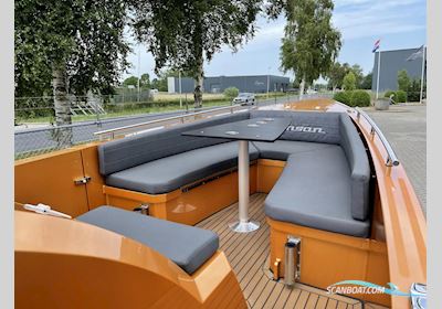 Sloep Tender Jet Bronson Hamilton Motorbåt 2014, med De Turbocompressor Levert Zelfs Bij Lage Toerentallen Goede Prestaties. motor, Holland