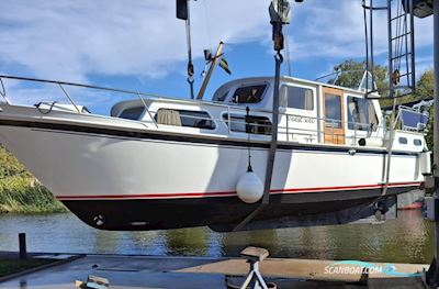 Smelne 1020 Motorbåt 1980, med Peugeot  motor, Holland