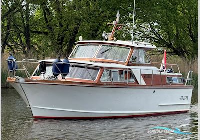 Storebro Adler 34 Royal Cruiser Motorbåt 1973, med Volvo Penta motor, Holland