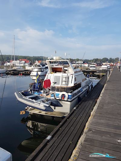 Storebro Baltic Motorbåt 1985, med Volvo Penta Tamd 61A (2x300 HP) motor, Sverige