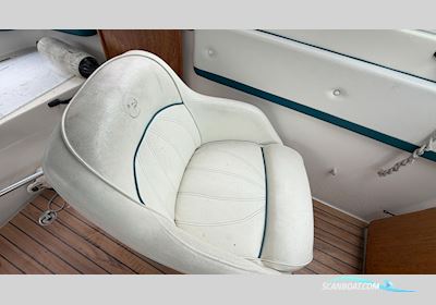 Uttern 5500 DC Motorbåt 1998, med Mercury motor, Sverige