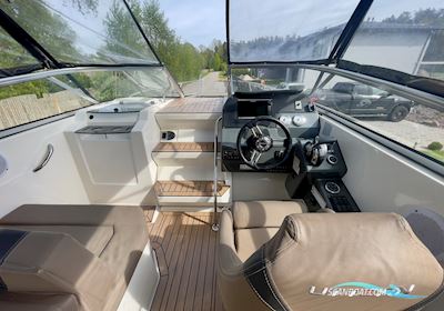 Uttern D77 Motorbåt 2015, med Mercury Verado 250 motor, Lettland