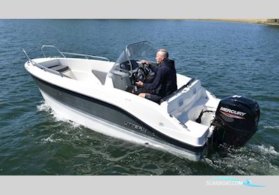 Uttern S45 Motorbåt 2020, med Mercury motor, Sverige