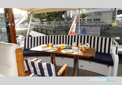 Valk Continental 15.50 HT Motorbåt 2006, med 2 motor, Holland