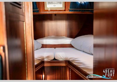 Valkvlet 12.30 OK AK Motorbåt 1978, med Daf 575 motor, Holland