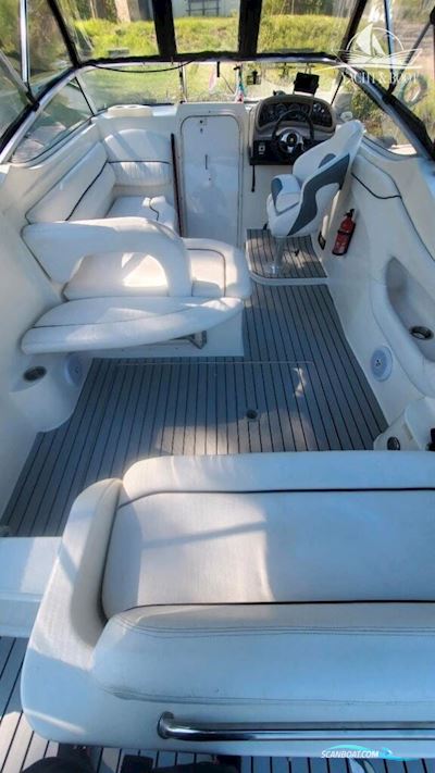 Wellcraft Martinigue 24 Motorbåt 2000, med Volvo Penta motor, Tyskland