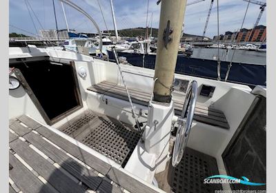 Westerly 33 Ketch Motorbåt 1977, med Mercedes OM636 motor, England