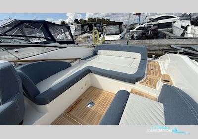 Windy 27 Solano RS Motorbåt 2020, med Volvo Penta V8 430 Ca, 70h motor, Sverige