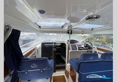 AQUADOR 26 Coupe Motorboat 2002, with Volvo engine, Ireland