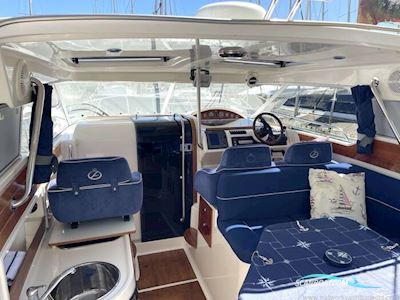 AQUADOR 26 Coupe Motorboat 2002, with Volvo engine, Ireland