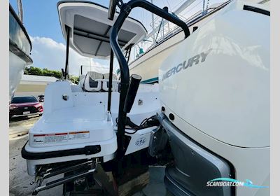 AXOPAR 25 Cross Top Motorboat 2023, with Mercury engine, Virgin Islands