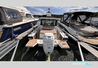AXOPAR 28 Aft Cabin Motorboat 2015, with Mercury 300 XL Verado, 520 motortimmar engine, Sweden
