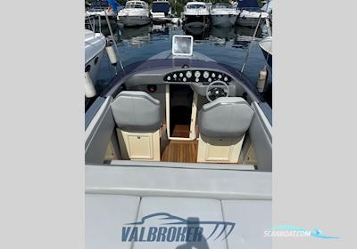 Abbate Tullio Superiority 32 Motorboat 1996, with Cummins 6BT 5.9 M engine, Italy