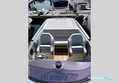 Abbate Tullio Superiority 32 Motorboat 1996, with Cummins 6BT 5.9 M engine, Italy