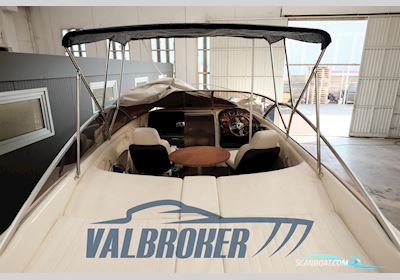 Absolute 25 Motorboat 2003, with Volvo Penta 5.0 Gxi DP/S engine, Italy
