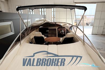 Absolute 25 Motorboat 2003, with Volvo Penta 5.0 Gxi DP/S engine, Italy
