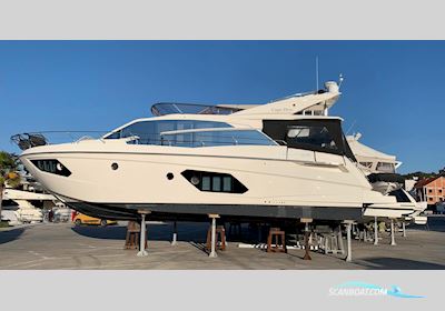 Absolute 52 Fly - 2014 - Ips600 Motorboat 2014, with Volvo Penta D6 Ips-600 Joystick engine, Croatia