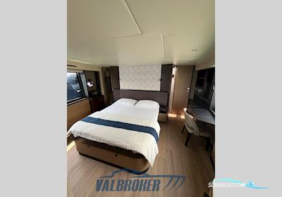 Absolute 56 Fly Motorboat 2024, with Volvo Penta D11 Ips950 engine, Italy