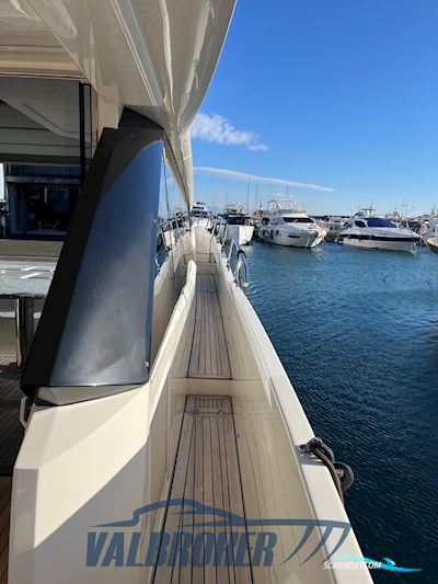 Absolute 60 Fly Motorboat 2016, with Volvo Penta D11 Ips950 engine, Italy
